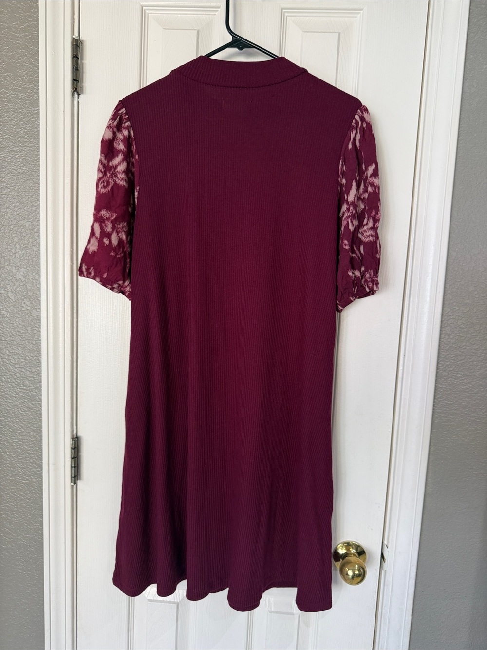 Maurices 24/7 Ribbed Mock Neck burgundy Dress size Large - Picture 2 of 4